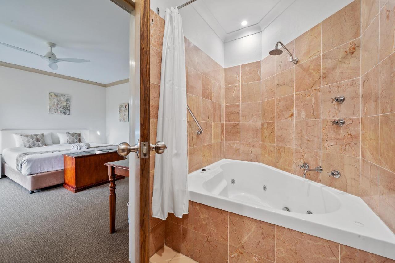 Oasis Inn Ulladulla - Welcoming Guests 18 Years And Older Ngoại thất bức ảnh