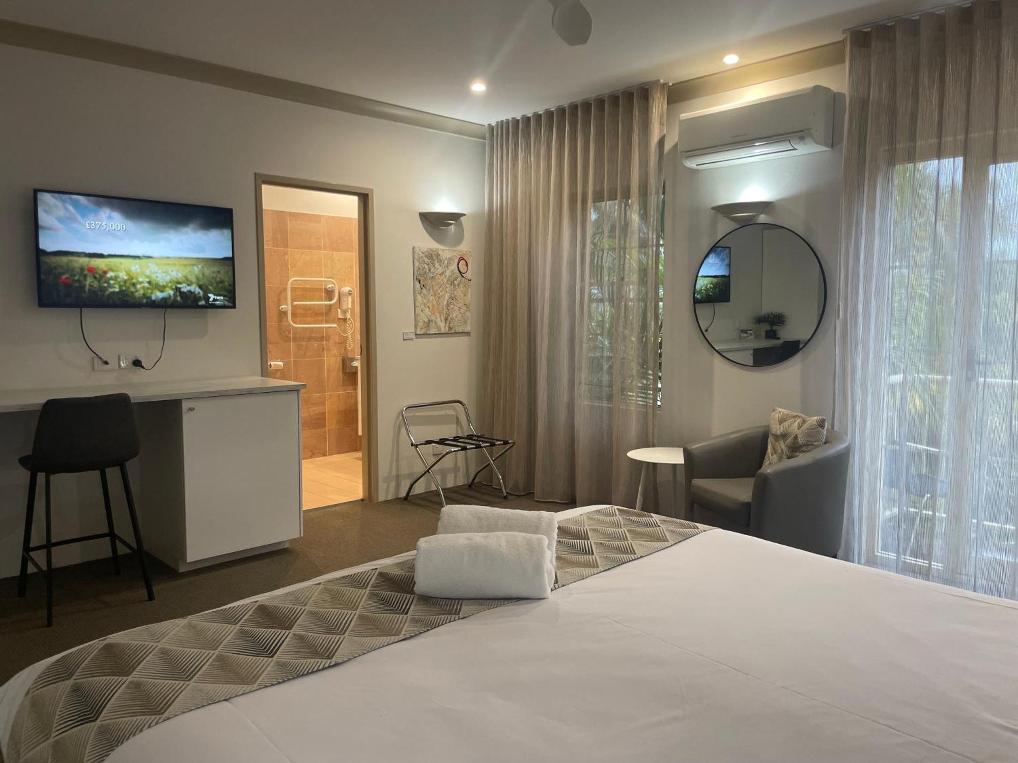 Oasis Inn Ulladulla - Welcoming Guests 18 Years And Older Ngoại thất bức ảnh