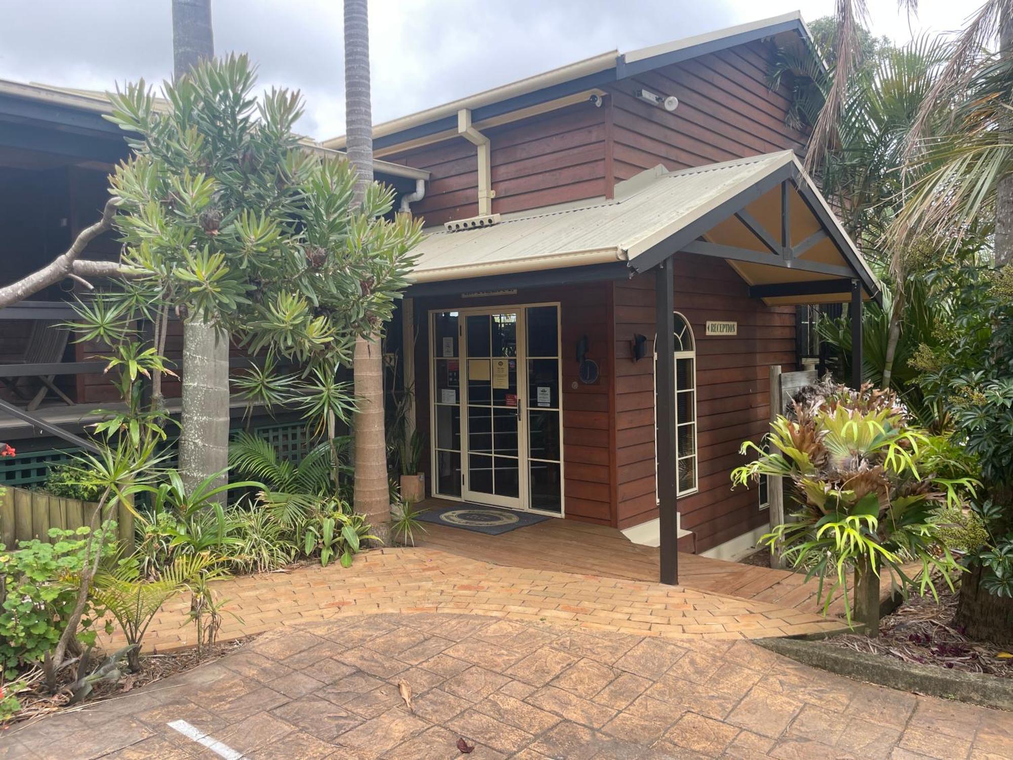 Oasis Inn Ulladulla - Welcoming Guests 18 Years And Older Ngoại thất bức ảnh