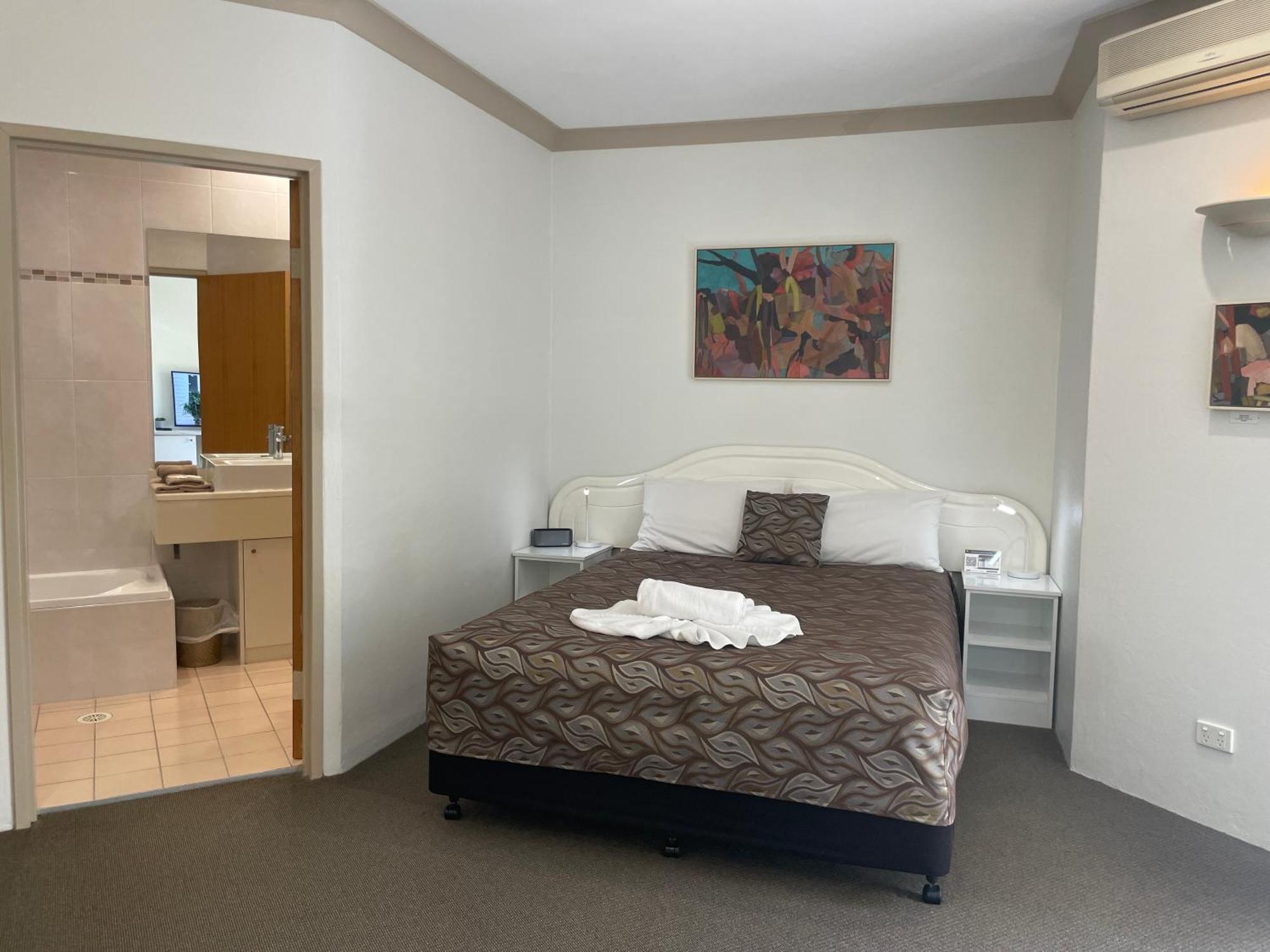 Oasis Inn Ulladulla - Welcoming Guests 18 Years And Older Ngoại thất bức ảnh