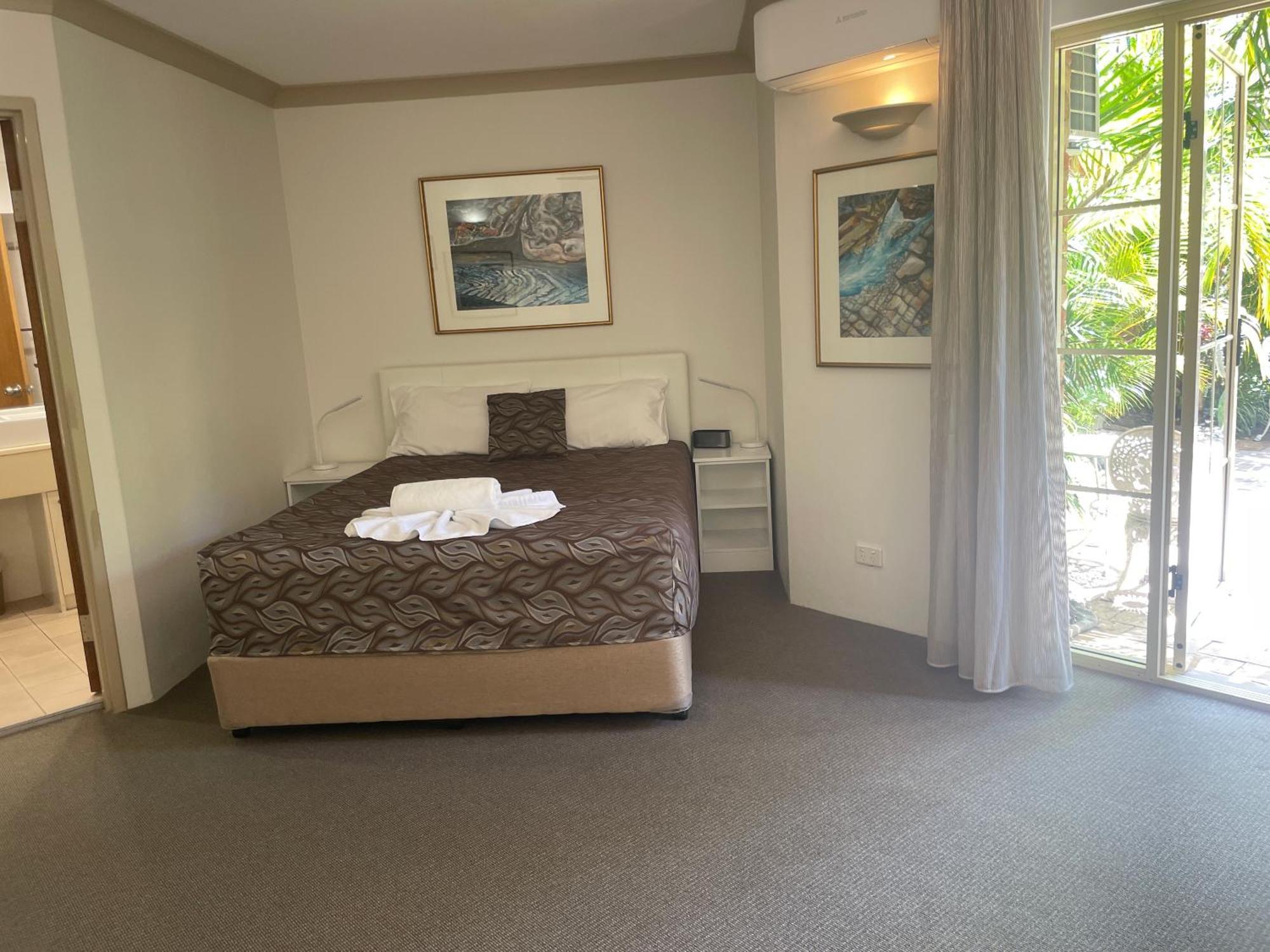 Oasis Inn Ulladulla - Welcoming Guests 18 Years And Older Ngoại thất bức ảnh