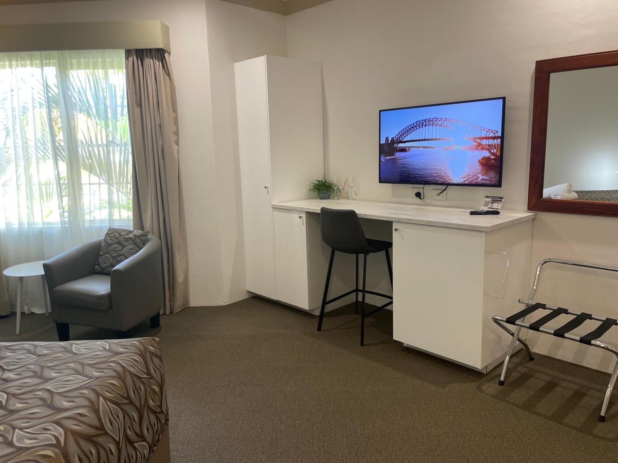 Oasis Inn Ulladulla - Welcoming Guests 18 Years And Older Ngoại thất bức ảnh